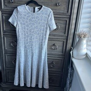 St. John Light Gray Textured Cocktail, Evening Dress Size 6